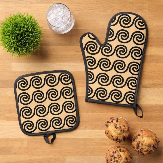 Greek Meander Key Waves Pattern Brown Oven Mitt & Pot Holder Set (Top Down)