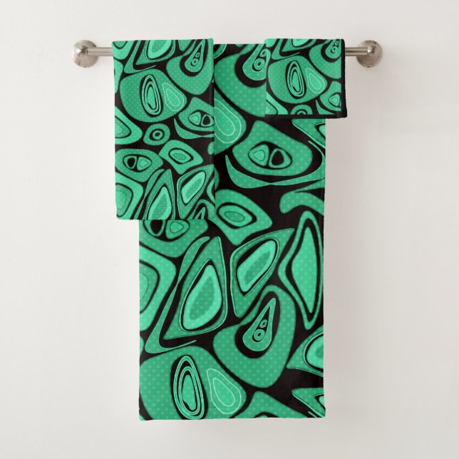 Green, abstract, retro bath towel set (Insitu)