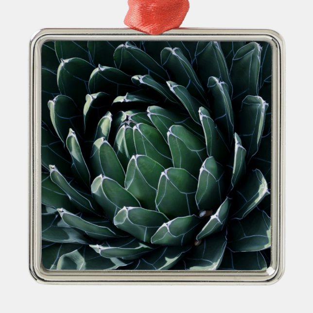 Green Agave Metal Tree Decoration (Front)