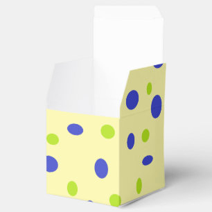 Green and blue dots on yellow favour box