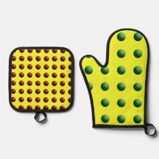 Green and Red Spheres on Yellow Oven Mitt & Pot Holder Set