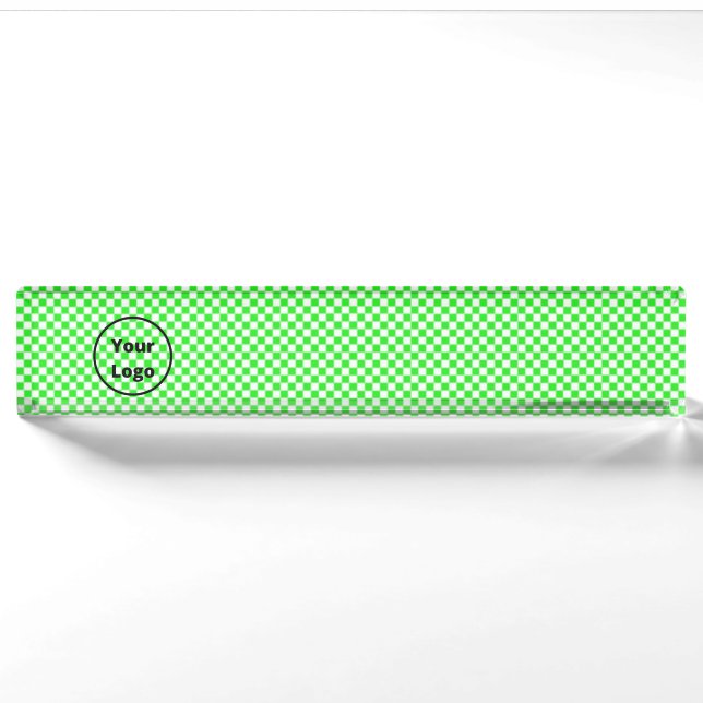 Green and white chequered board pattern nameplate (Front)