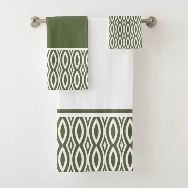 Green and White Marquise Crescent Pattern Bath Towel Set (Insitu)