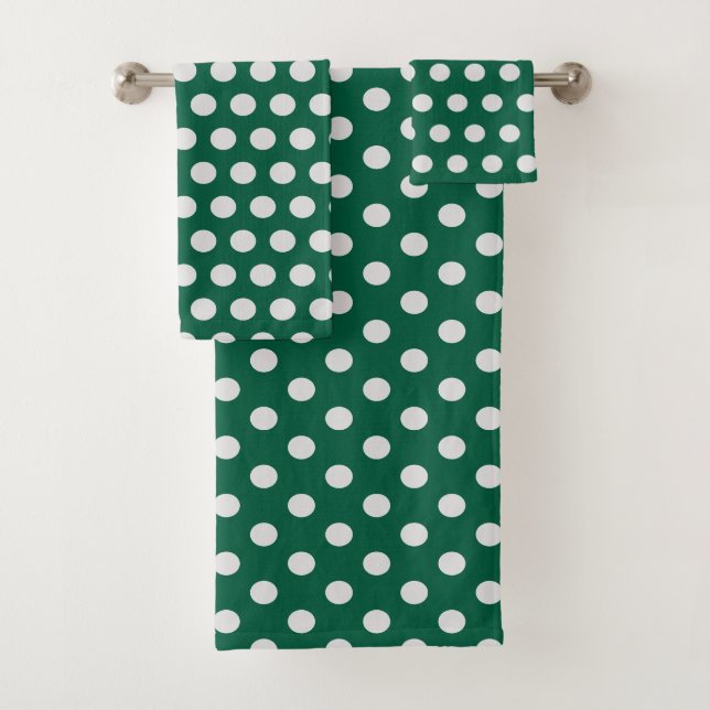 Green and White Polka Dots Bath Towel Set (Insitu)