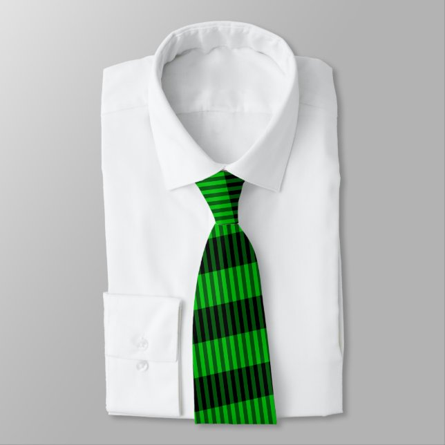 Green Black Check Neck Tie (Tied)