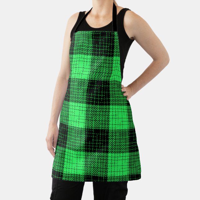  Green Black Crosshatch Buffalo Check Apron (Insitu)