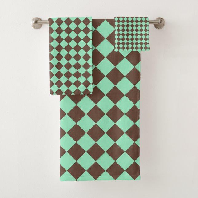 Green Brown Diamond Chequered Pattern Bath Towel Set (Insitu)