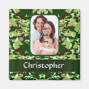 Green camouflage magnet
