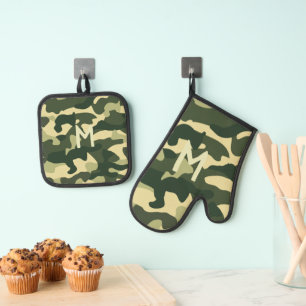 Green Camouflage Monogrammed Camping Retirement Oven Mitt & Pot Holder Set