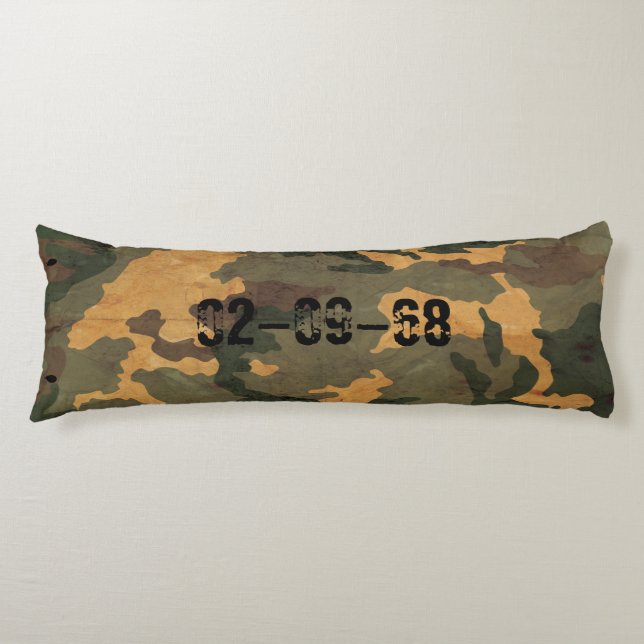 Green camouflage pattern vintage 2020 body cushion (Front)