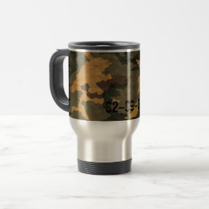 Green camouflage pattern vintage 2020 travel mug