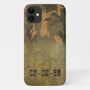 Green camouflage pattern vintage V2.0 Case-Mate iPhone Case