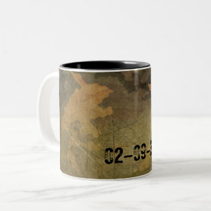 Green camouflage pattern vintage V2.0 Two-Tone Coffee Mug
