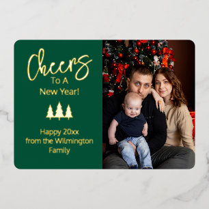Green Cheers to a New Year Family Photo