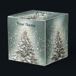Green Christmas Tree Colourful Ornaments White Sno Favour Box<br><div class="desc">Green Christmas Tree Colourful Ornaments White Snow Favour Boxes. Unique,  beautiful,  stylish design. Easy to be personalised. Font style,  size and colours can be changed. Matching items available.</div>
