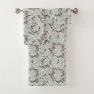 Green Christmas Tree Wreaths Pine Cones Bath Towel Set
