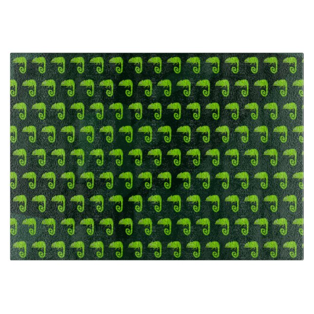Green cute chameleon cutting board (Front)