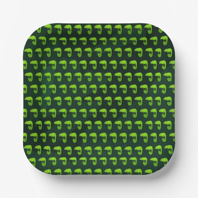 Green cute chameleon paper plate (Front)
