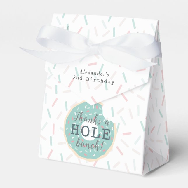 Green Doughnut Thanks a Hole bunch Birthday Favour Box (Front Side)