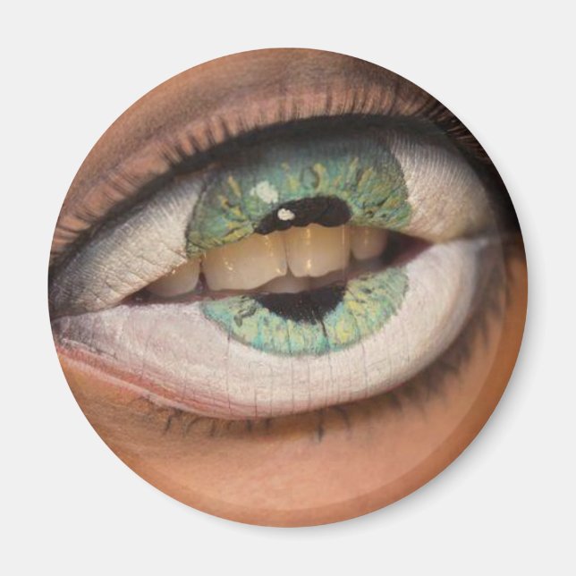 Green eyed mouth magnet (Front)