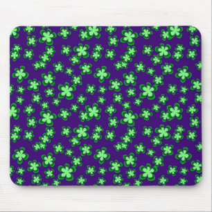 Green flowers mouse pad