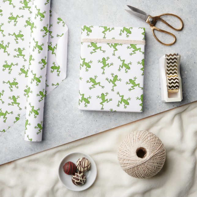 Green Frog Wrapping Paper, Pond Animal Gift Wrap (Crafts)