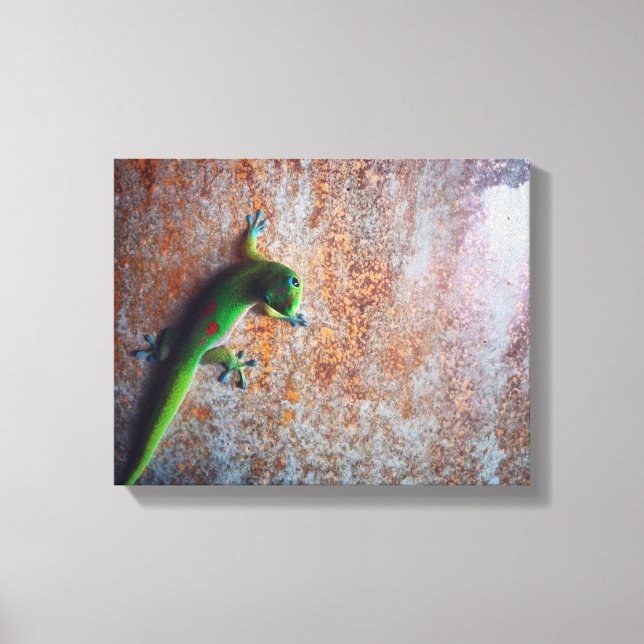 Green Gecko Canvas Print (Front)