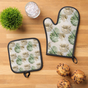 Green Gold Tropical Leaves Oven Mitt & Pot Holder Set