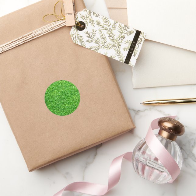 Green grass classic round sticker (Gifting)