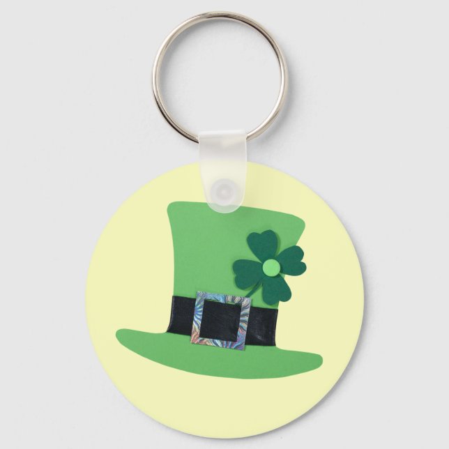 Green hat with clover for St. Patrick's day Key Ring (Front)