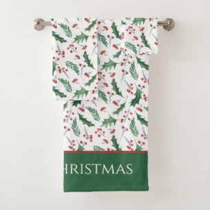 Green Holly and Red Berry Merry Christmas Pattern Bath Towel Set