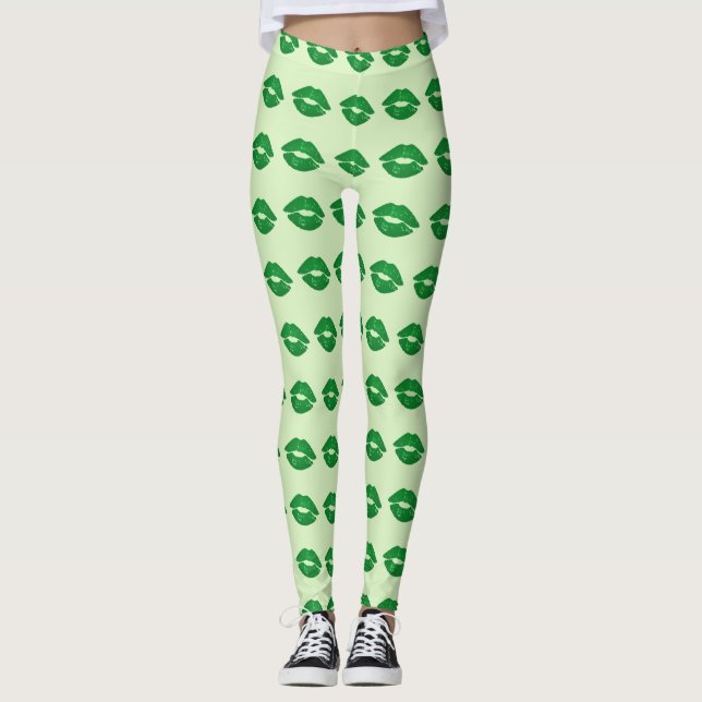 Green Irish Kiss Lipstick Pattern St Paddy's Day Leggings (Front)