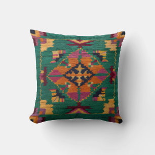 Green Kilim Pillows: A Touch of Nature for Modern Cushion