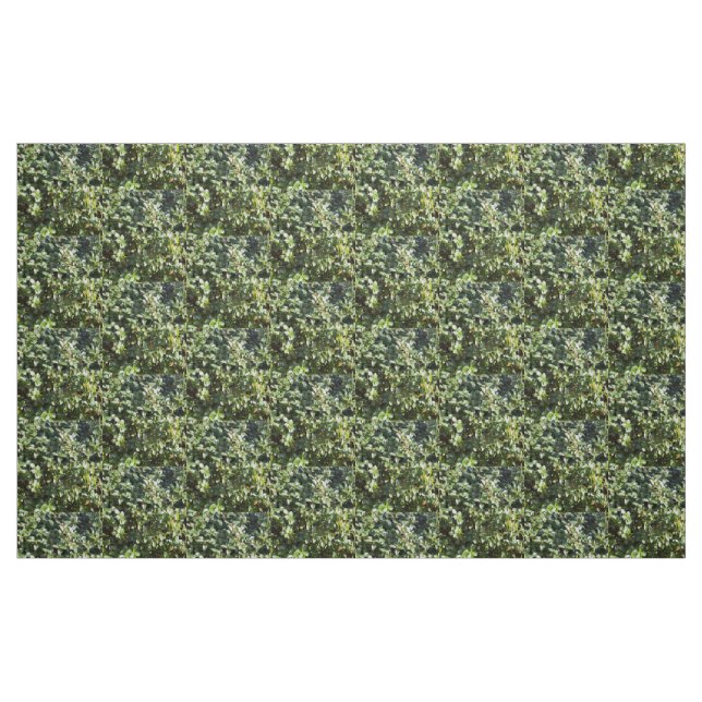 Green leaves pattern fabric (Fat Quarter)