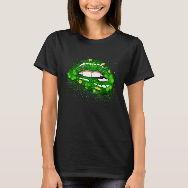 Green Lips Irish Patricks Day Kiss Me Clover Lucky T-Shirt (Front)