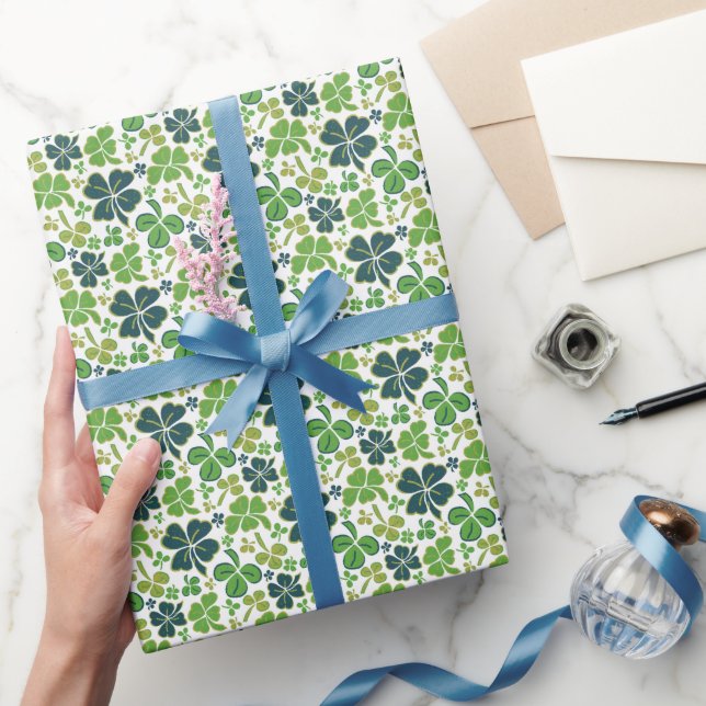 Green Lucky Shamrocks Clover St. Patrick`s Day Wrapping Paper (Gifting)