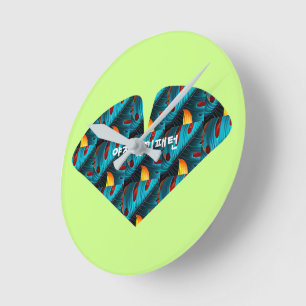Green Palm Leaf Pattern Round Clock
