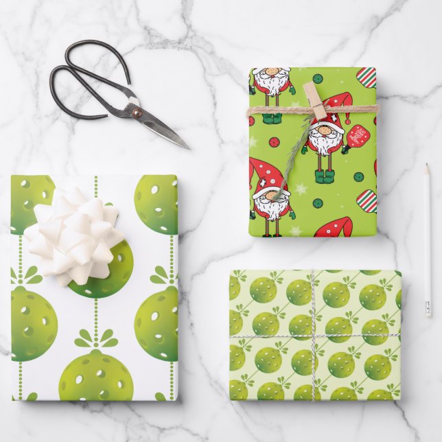 Green  Pickleball 🎅🎁Merry Christmas  Wrapping Paper Sheet (Front)