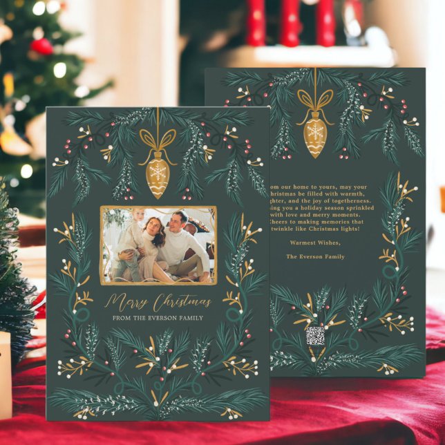 Green pine illustration gold Photo Merry Christmas Holiday Card (Green pine illustration gold Photo Merry Christmas Holiday Card)