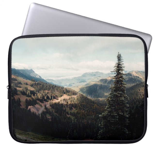 GREEN PINE TREES ON MOUNTAIN UNDER WHITE CLOUDS DU LAPTOP SLEEVE (Front)