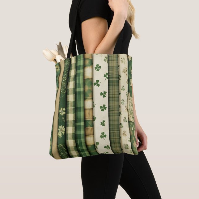 GREEN PLAID PATTERN WITH GREEN & WHITE SHAMROCKS TOTE BAG (Close Up)