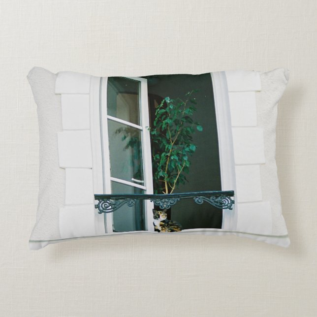 GREEN PLANT ON WHITE WINDOW DECORATIVE CUSHION (Front)