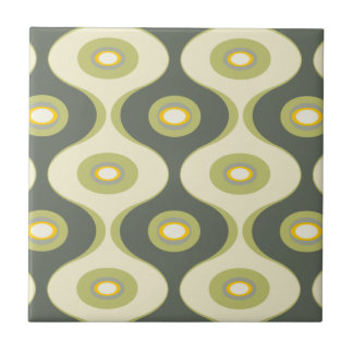 Green retro curves and ovals tile