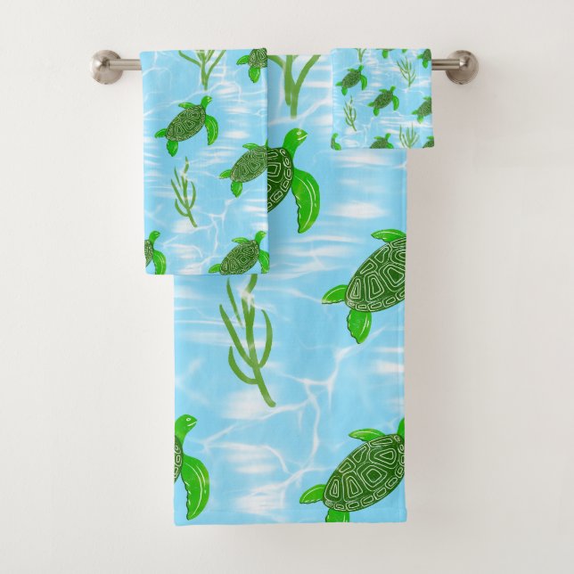 Green Sea Turtles Swimming in the Ocean Bath Towel Set (Insitu)