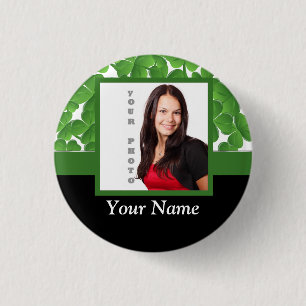 Green shamrock photo template 3 cm round badge