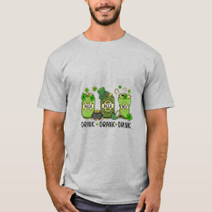Green Shamrock St Patrick's Day Drink Drank Drunk T-Shirt