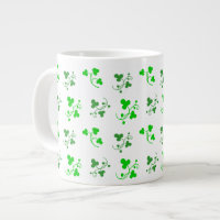 Green Shamrocks Pattern Mug