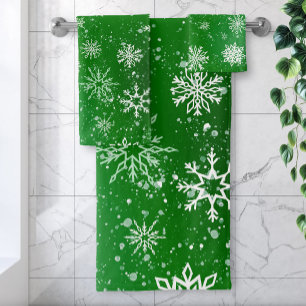 Green Snowflakes Pattern Festive Winter Holiday Bath Towel Set