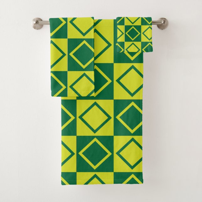 Green Square Diamond Geometric  Bath Towel Set (Insitu)