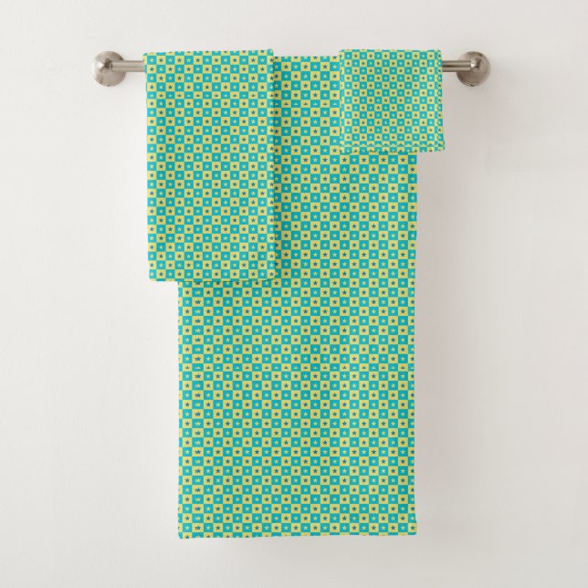 green stars  bath towel set (Insitu)